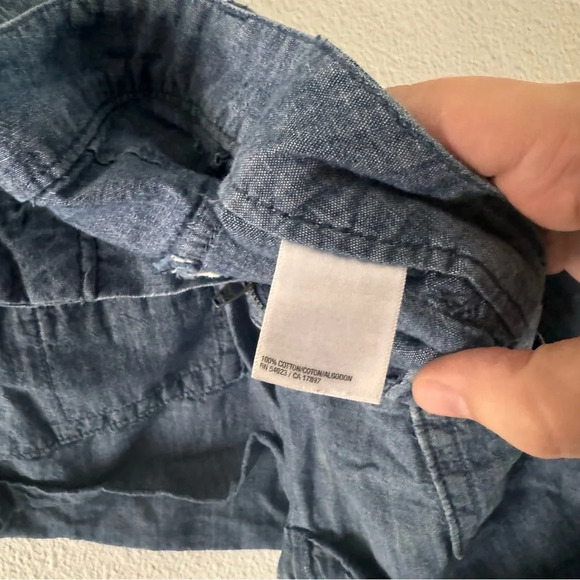 Old Navy Chambray Utility Shorts 5In Inseam Classic Denim Core Preppy Timeless - Picture 6 of 9